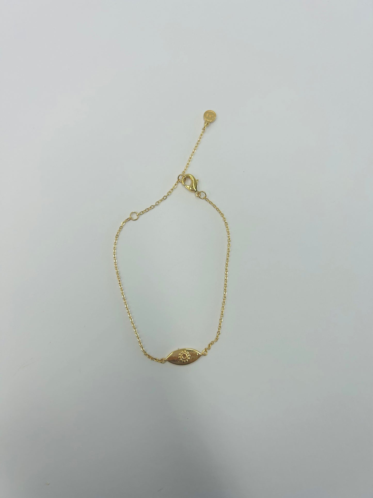 GOLD TONE BRACELET