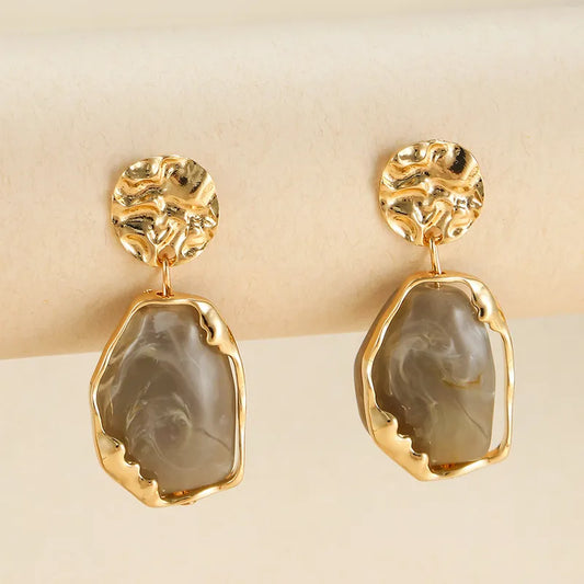 GOLD & GREY GEOMETRIC DROP EARRINGS.